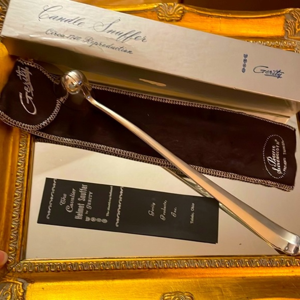 NEW GERITY Silver Plated Candle Snuffer